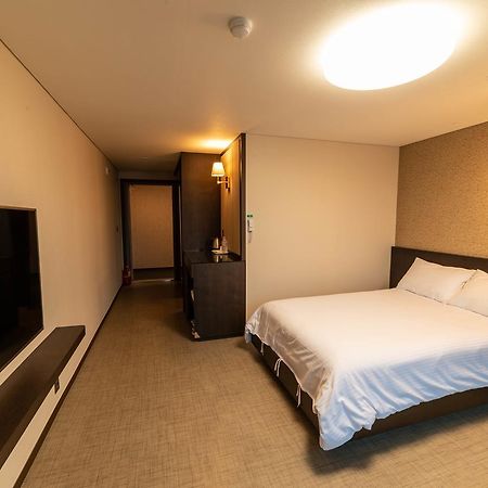 סאוגוויפו Jeju Stay In Sungsan מראה חיצוני תמונה