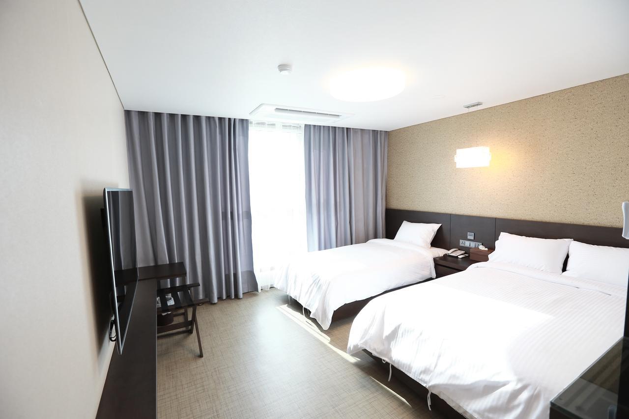 סאוגוויפו Jeju Stay In Sungsan מראה חיצוני תמונה