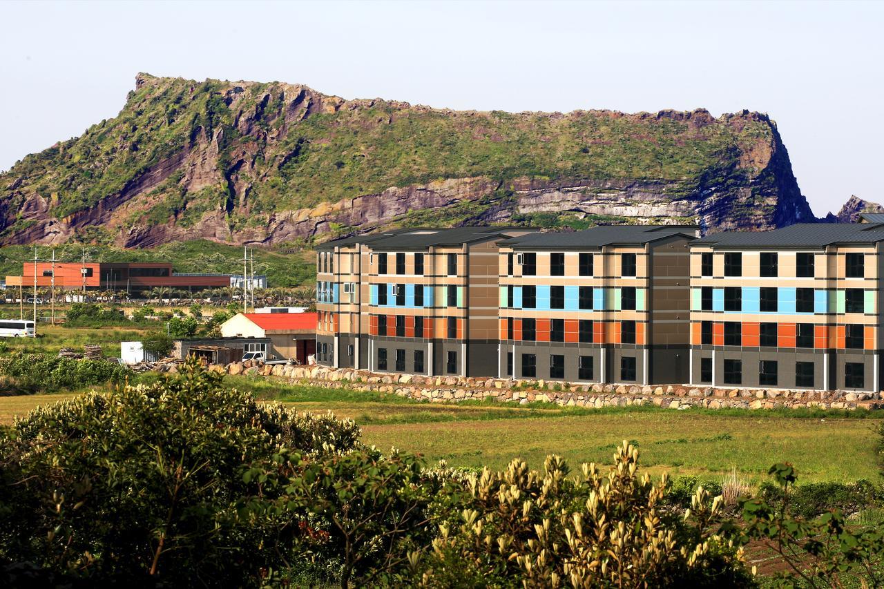 סאוגוויפו Jeju Stay In Sungsan מראה חיצוני תמונה