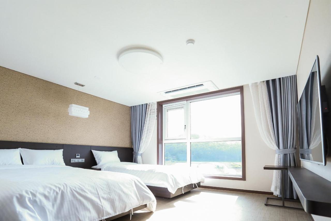 סאוגוויפו Jeju Stay In Sungsan מראה חיצוני תמונה